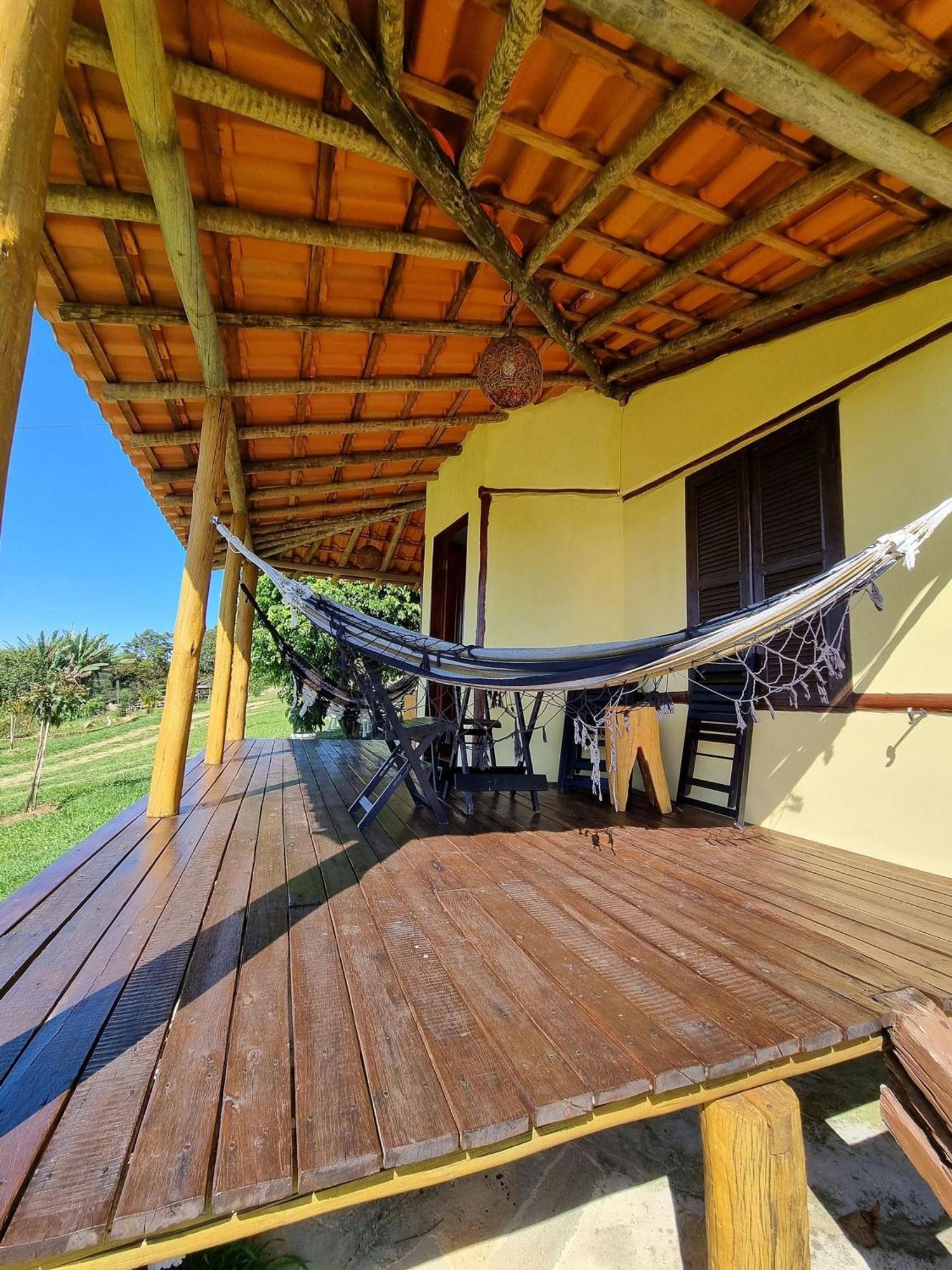 Chales Vila Carrancas - Unidade Centro ภายนอก รูปภาพ